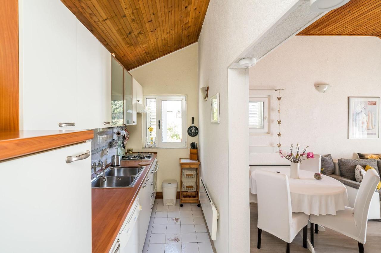 Indy'S Beach Apartments Dubrovnik Bagian luar foto