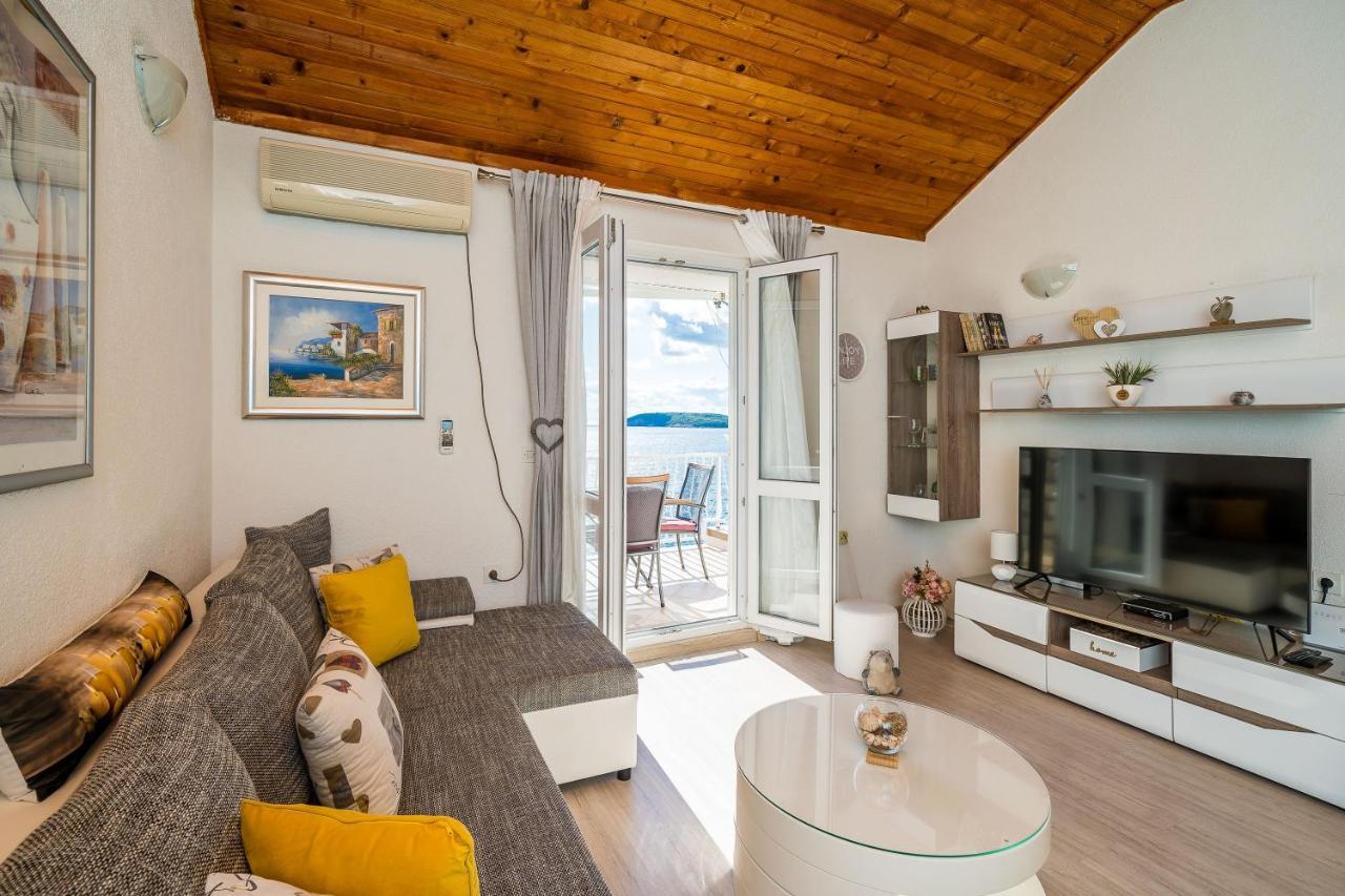 Indy'S Beach Apartments Dubrovnik Bagian luar foto