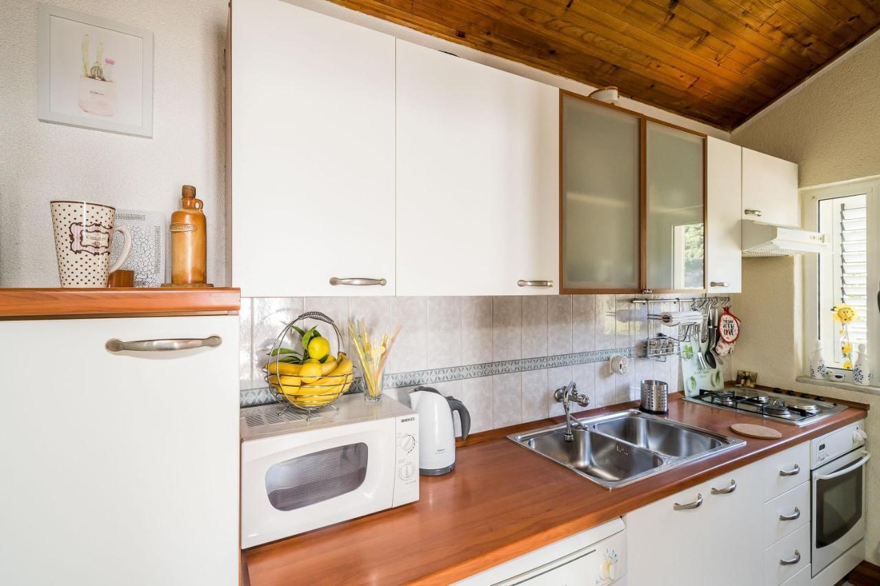 Indy'S Beach Apartments Dubrovnik Bagian luar foto