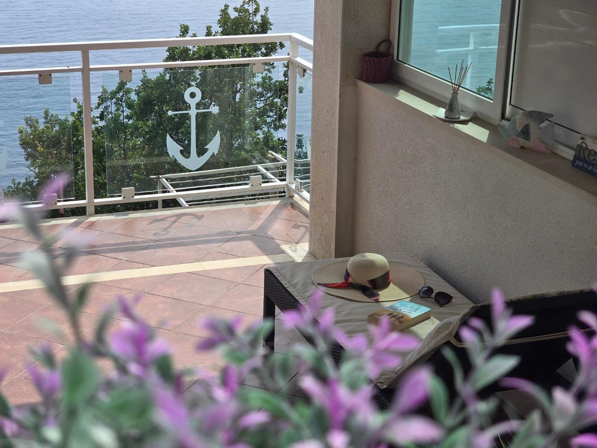 Indy'S Beach Apartments Dubrovnik Bagian luar foto
