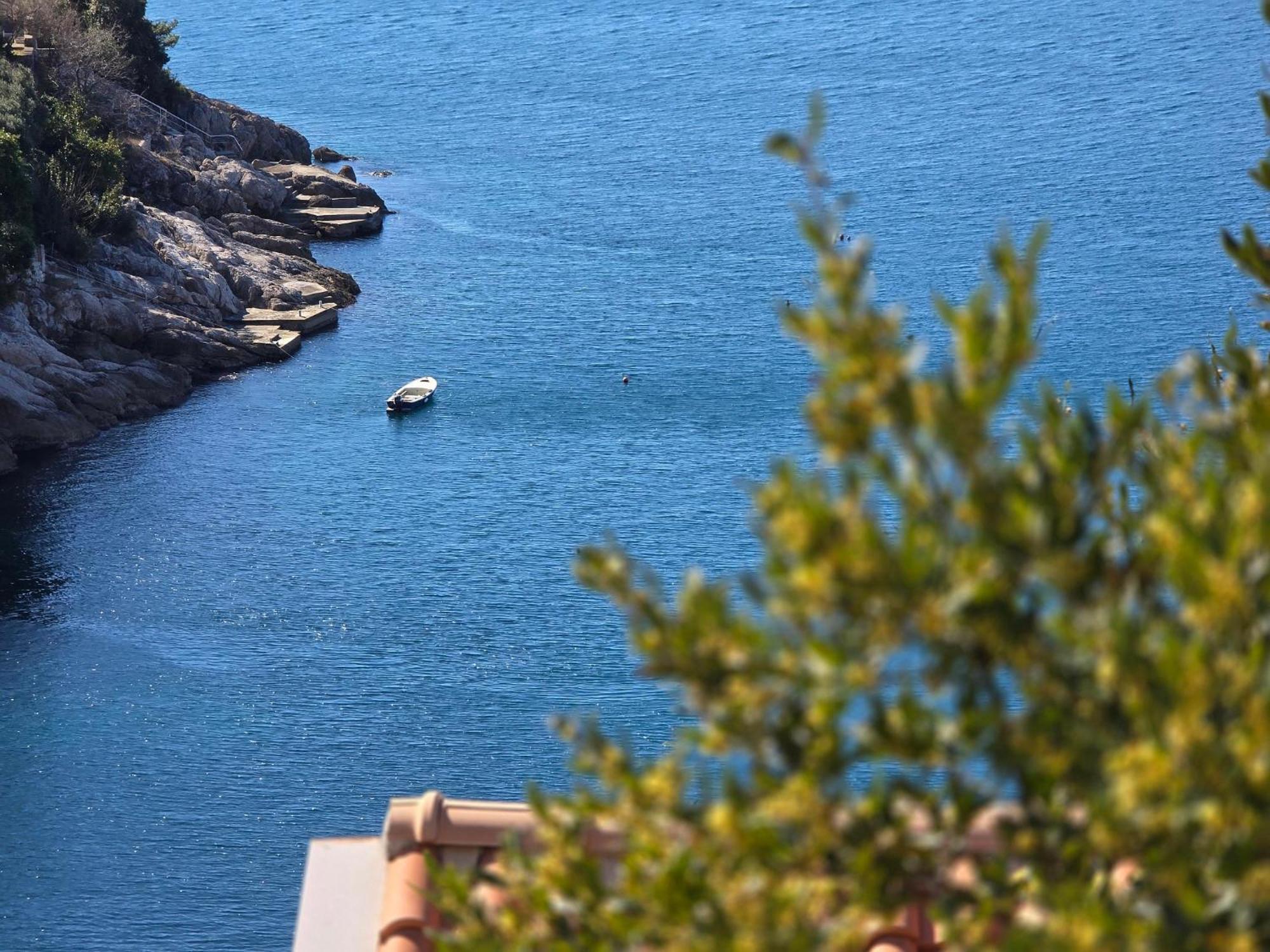 Indy'S Beach Apartments Dubrovnik Bagian luar foto